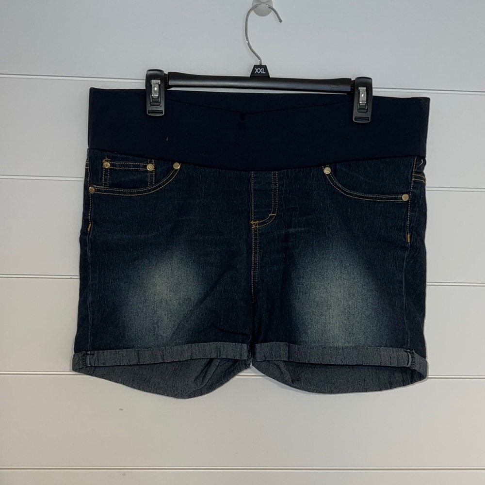 Maternity Shorts L